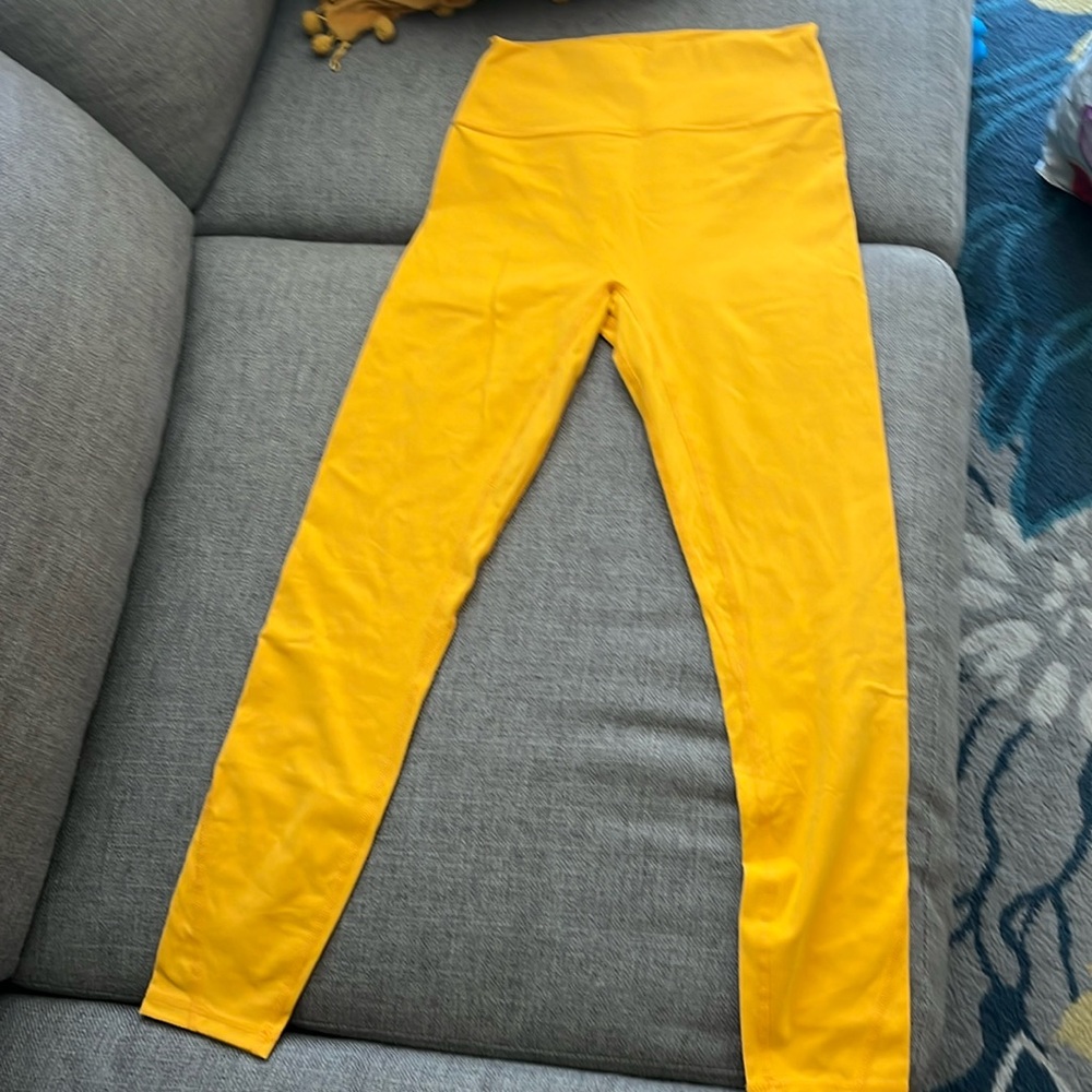 NWOT ACTA leggings